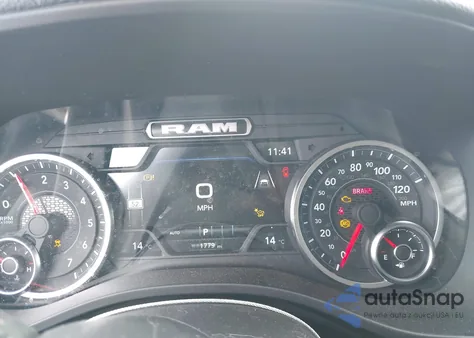 2026 Ram 1500 Laramie 4X4 5'7 Box from USA, damaged, VIN 1C6SRFJP0TN255050